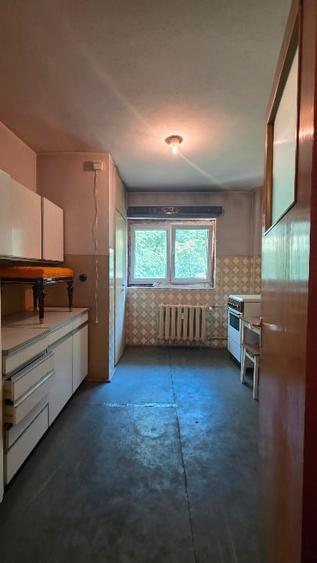 Apartament cu 2 camere decomandat în Titulescu