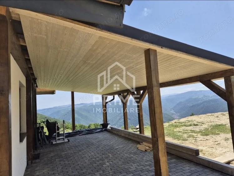 Casă cu 3 camere cu Teren 790 Mp în Pleși