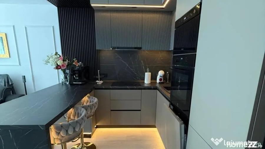 Apartament cu 2 camere decomandat în Lacul Tei