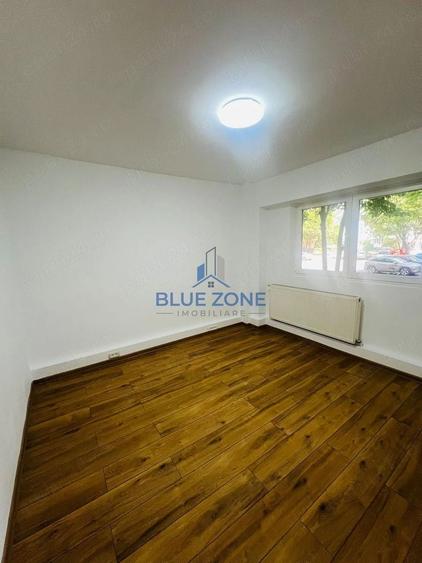 Apartament cu 4 camere decomandat în Tineretului