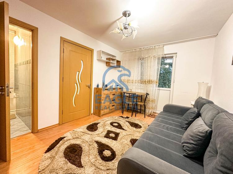 Apartament cu 2 camere nedecomandat, mobilat în Tomis Nord