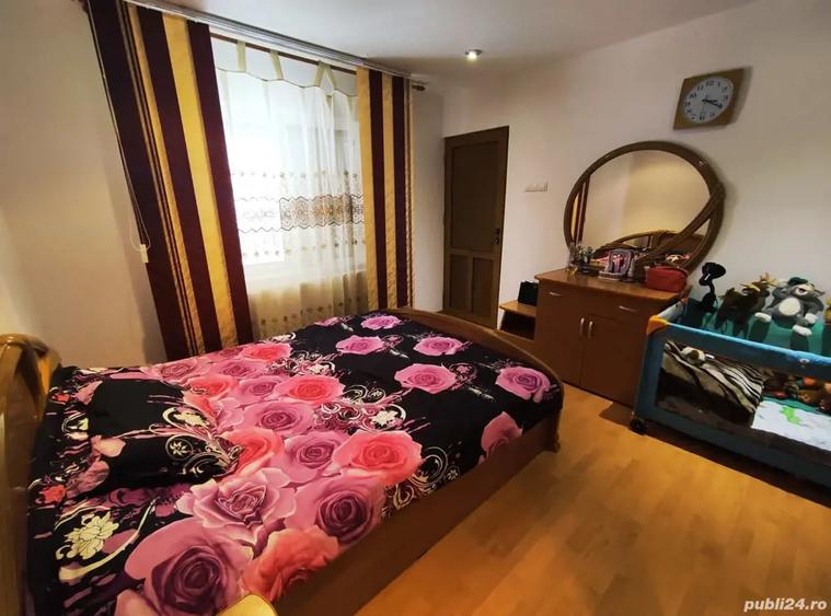 Casă cu 2 camere cu Teren 2800 Mp în Strezeni