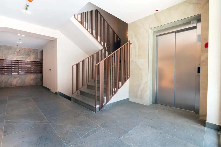 Garsonieră decomandată în Moșilor
