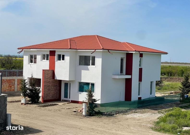 Casă cu 4 camere în Central