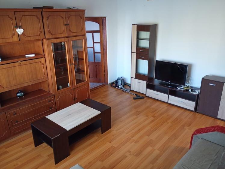 Apartament cu 2 camere decomandat în Tineretului