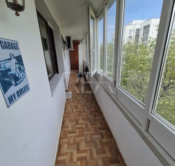 Apartament cu 2 camere semidecomandat, mobilat în Drumul Taberei