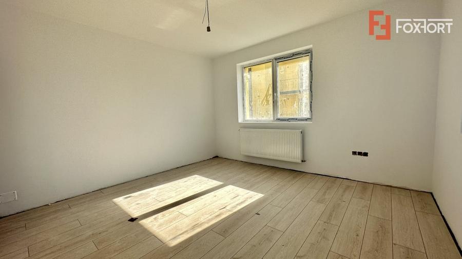 Apartament cu 2 camere decomandat în Giroc