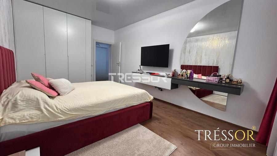 Apartament cu 3 camere decomandat, mobilat în Universitate