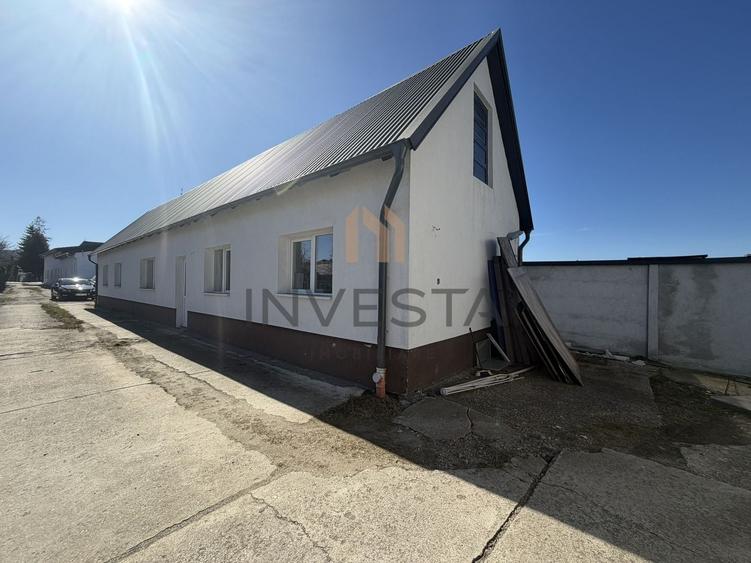 Spațiu comercial, de 85 mp, în Florești