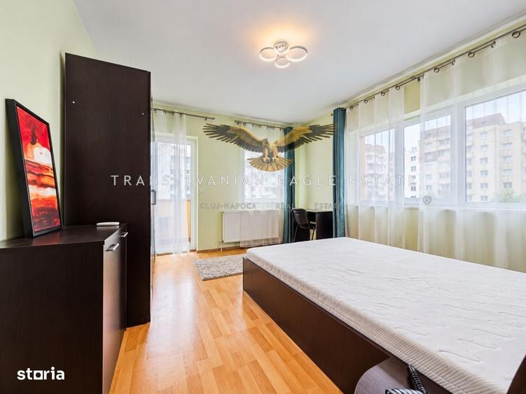 Apartament cu 3 camere semidecomandat în Semicentral