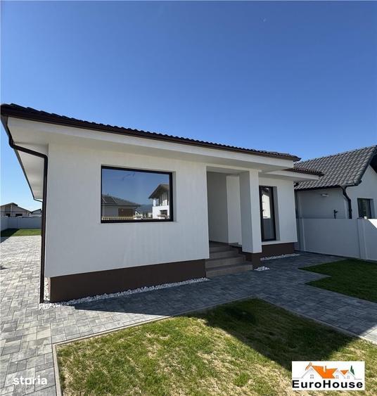 Casă cu 4 camere cu Teren 500 Mp în Central