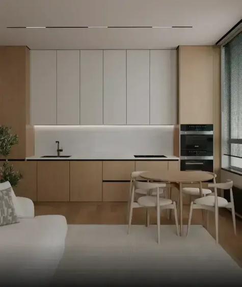 Apartament cu 3 camere decomandat în Titan