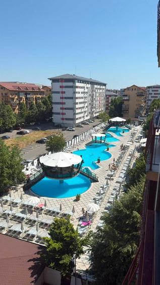 Apartament cu 2 camere decomandat în Roșu