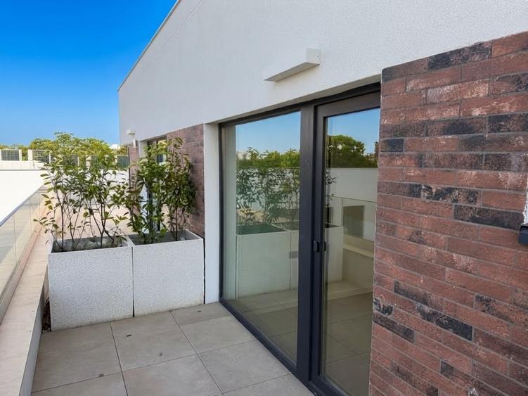 Apartament cu 2 camere în Bucur Obor