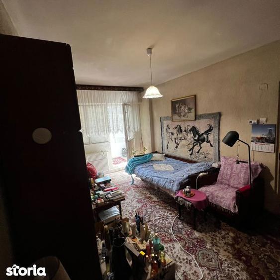 Apartament cu 2 camere semidecomandat în Berceni — fotografia 1