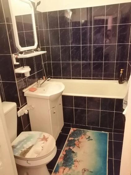 Apartament cu 2 camere semidecomandat în Zimbru