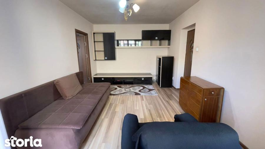 Apartament cu 2 camere, mobilat în Central