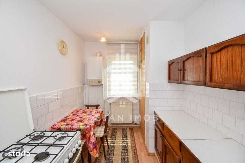 Apartament cu 3 camere, mobilat în Central