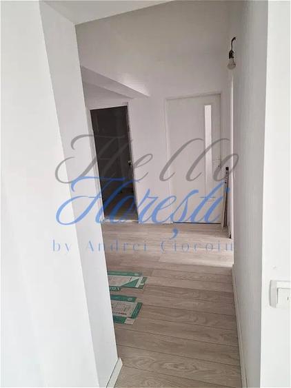 Apartament cu 3 camere semidecomandat în Baciu