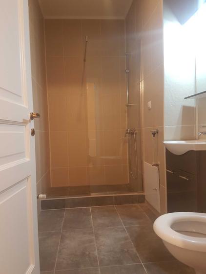 Apartament cu 2 camere decomandat, mobilat în Ultracentral