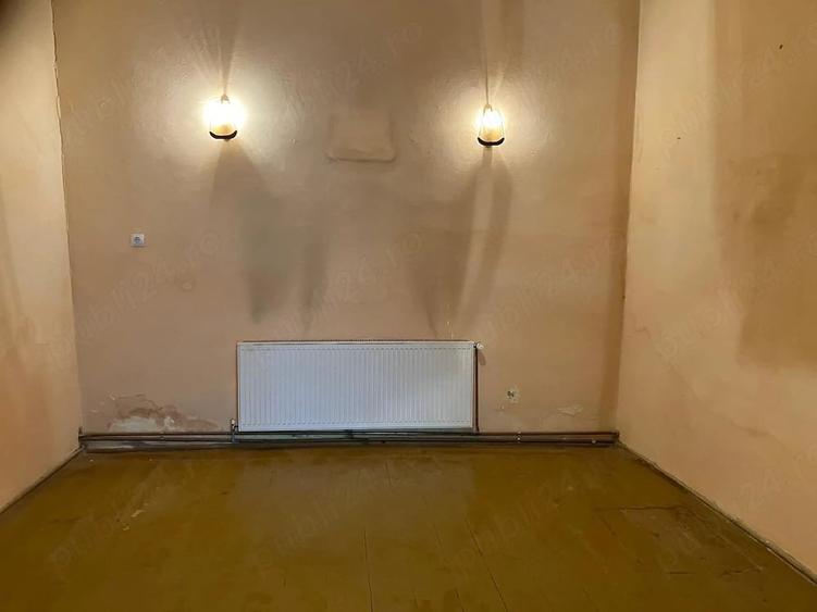 Casă cu 4 camere cu Teren 1700 Mp în Teremia Mare