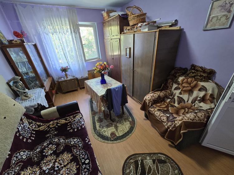 Apartament cu 3 camere în Neptun