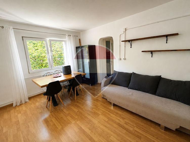 Apartament cu 4 camere semidecomandat în Mănăștur