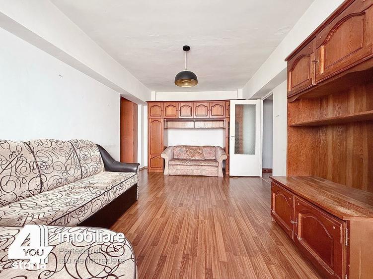 Apartament cu 2 camere semidecomandat în Central