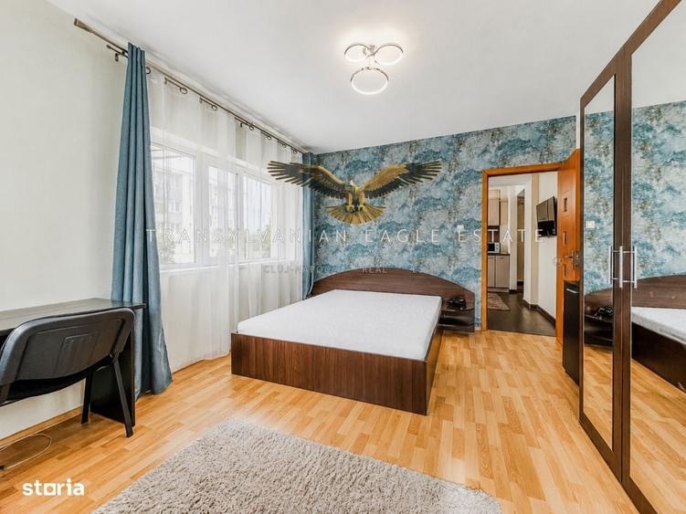 Apartament cu 3 camere semidecomandat în Semicentral