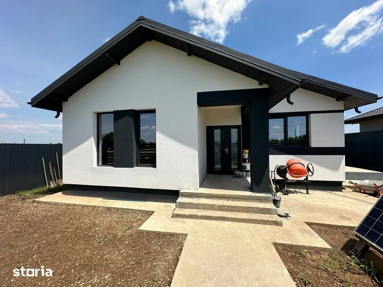 Casa De Vanzare cu 3 camere in zona crevedia an construc?ie 2025 - 9