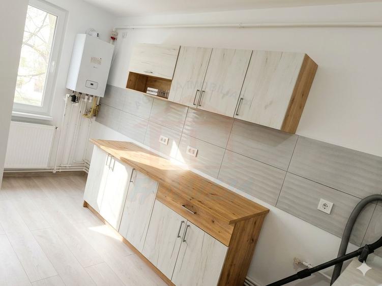 Vanzare apartament cu 2 camere la et 1, Micro 19, 30 mp, 45.000 EURO - 1