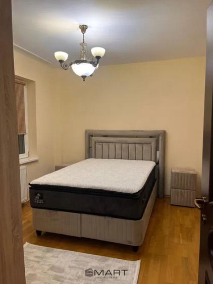 Apartament cu 3 camere decomandat în Ștrand
