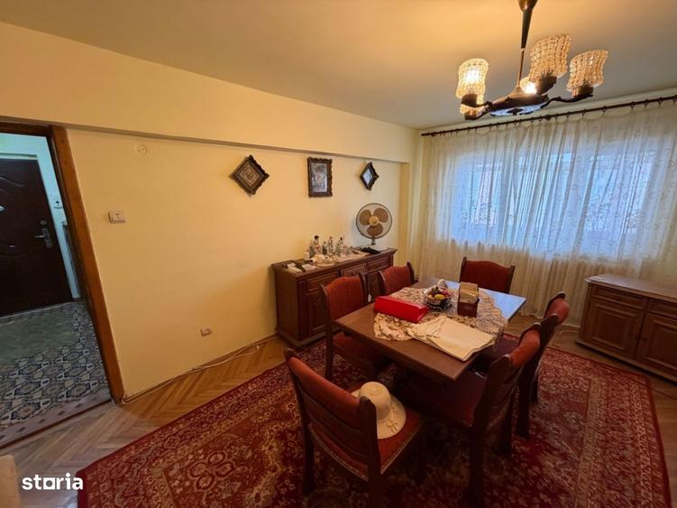 Apartament cu 3 camere în Central