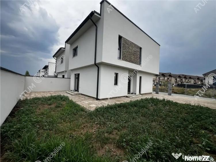 Casă cu 4 camere cu Teren 200 Mp în Vasile Aaron