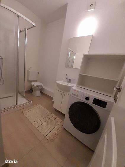 Apartament cu 2 camere semidecomandat în Mărăști