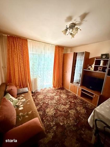 Apartament cu 3 camere decomandat în Alfa
