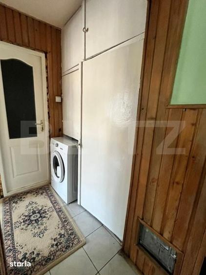 Apartament cu 3 camere semidecomandat în Decebal