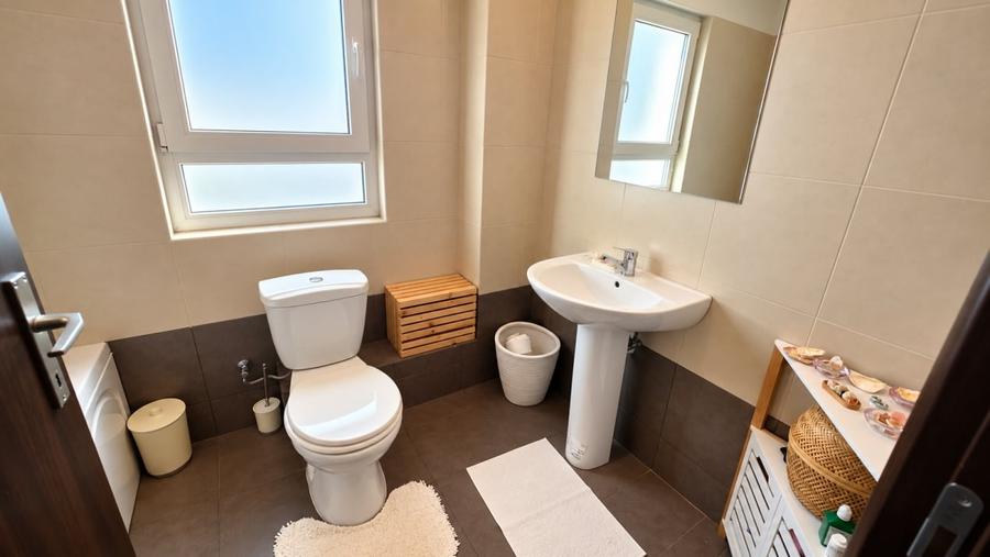 Apartament cu 2 camere semidecomandat în Băneasa