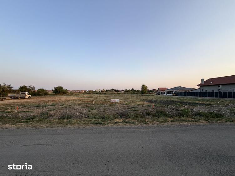 Teren de 541.82 mp, în Săcălaz