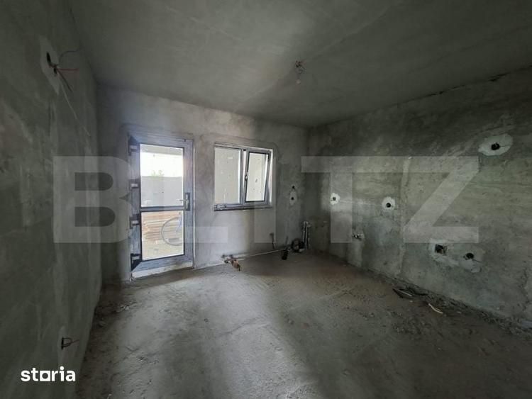 Casă cu 4 camere cu Teren 350 Mp în Pielești