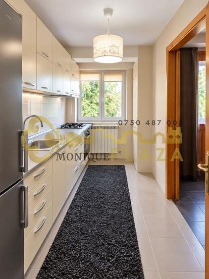 Apartament cu 4 camere decomandat, mobilat în Ultracentral