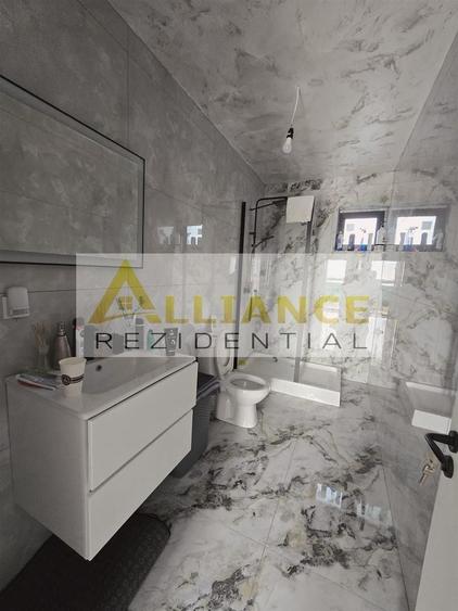 Casă individuală cu 3 camere decomandat cu Canalizare în Berceni
