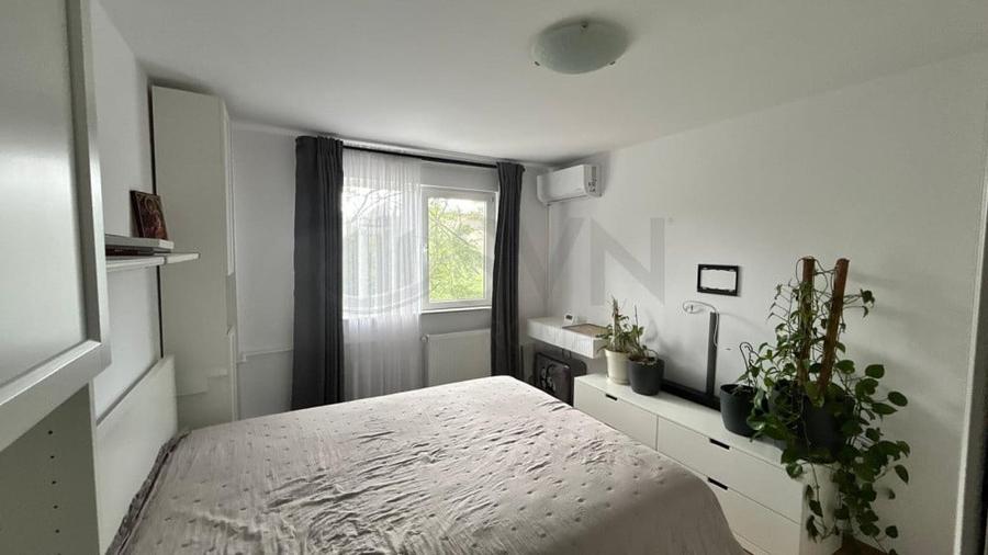 Apartament cu 3 camere decomandat în Domenii