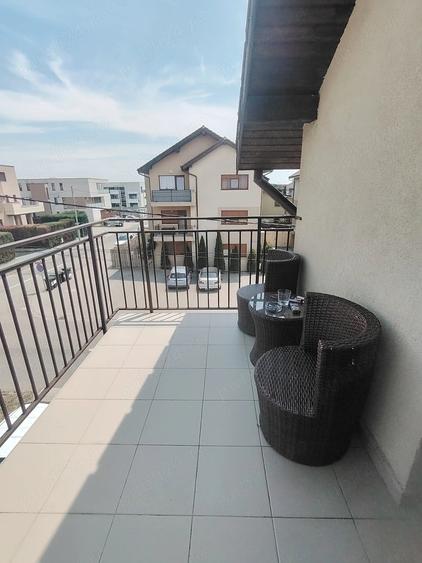 Apartament cu 3 camere decomandat în Dumbrăvița