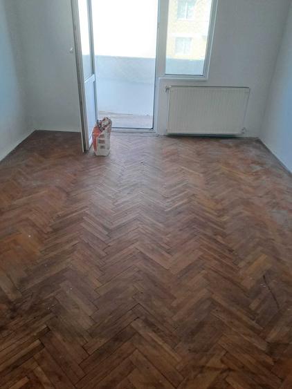 Apartament cu 2 camere semidecomandat în Exterior Vest