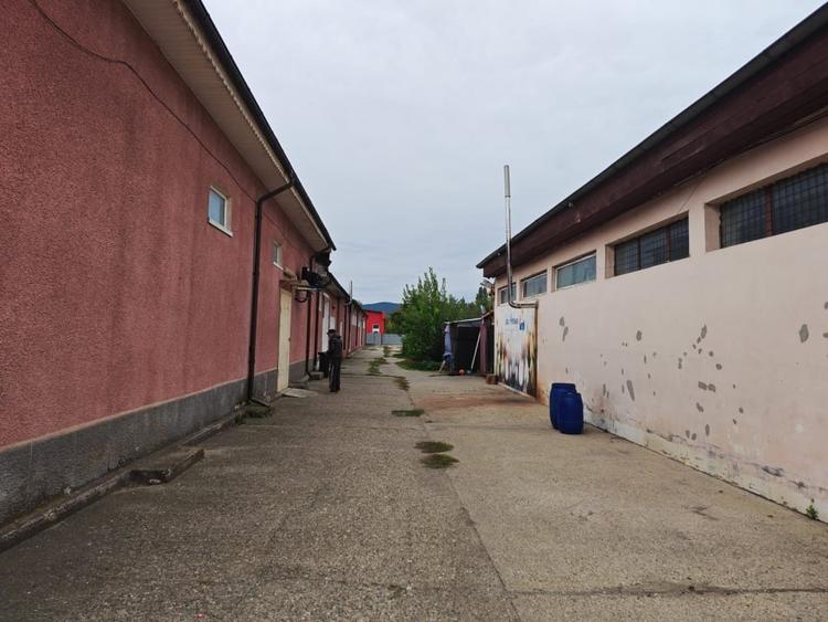 Spațiu industrial, de 445 mp, în Republicii
