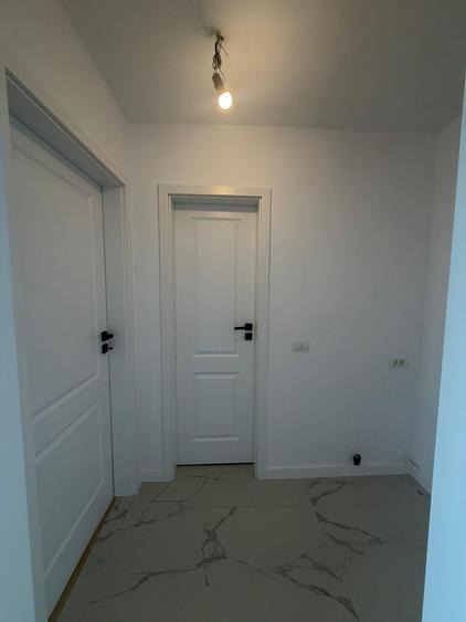 Apartament cu 2 camere semidecomandat în Baba Novac