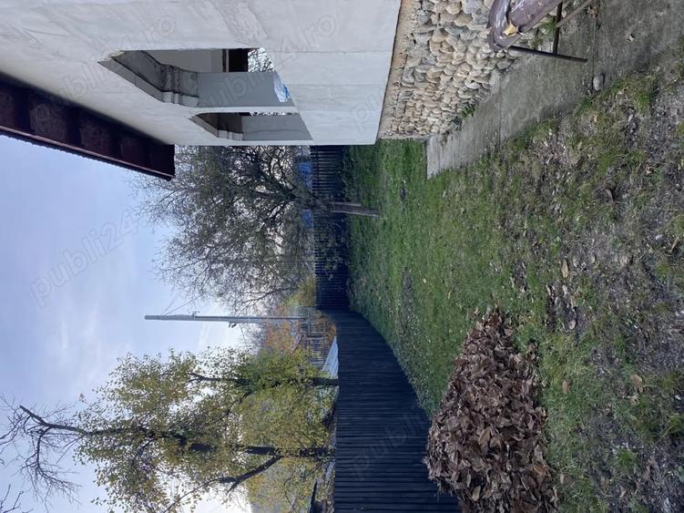 Casă cu 2 camere cu Teren 832 Mp în Central