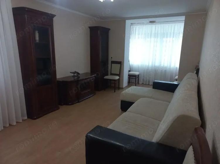 Apartament cu 2 camere semidecomandat în Titulescu