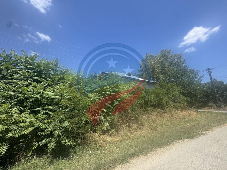 Casă individuală cu 3 camere cu Canalizare în Duțulești